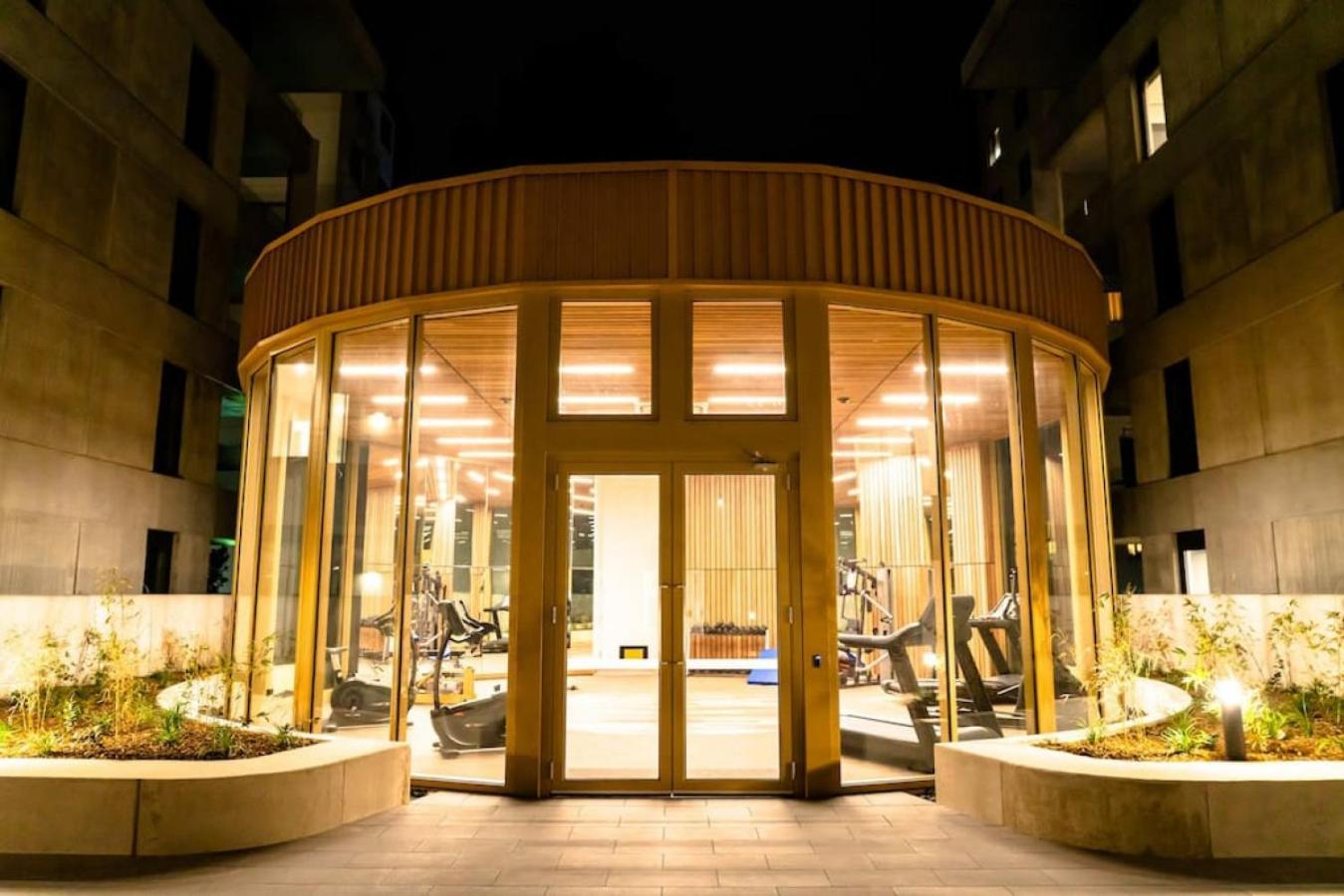 Apartment Luxury And Stylish On Nb Ave Canberra