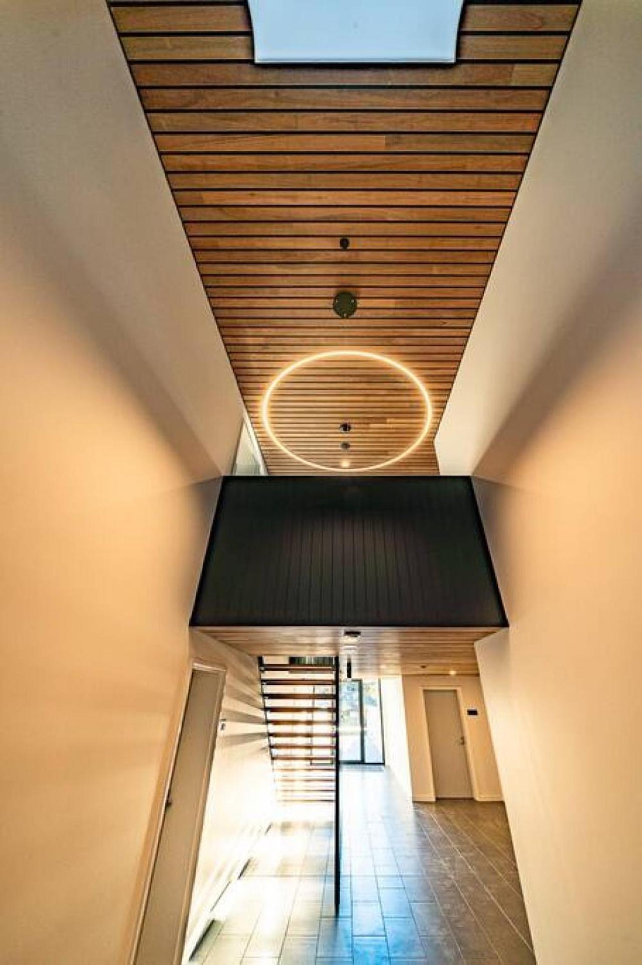 Luxury And Stylish On Nb Ave Apartment Canberra